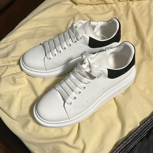 Alexander mqeen runners